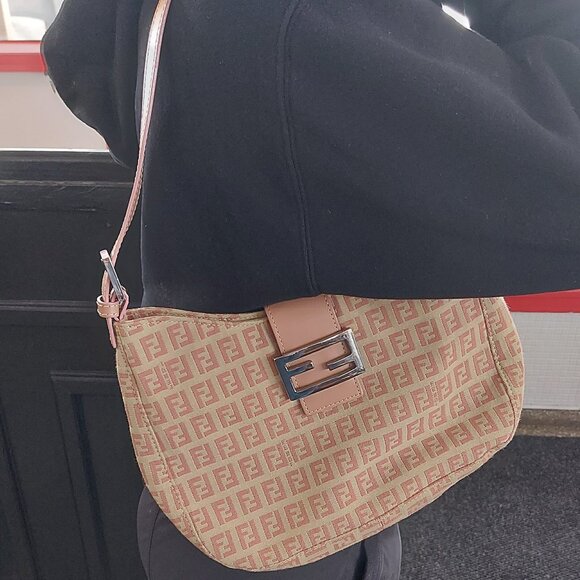 Fendi Zucchino Hobo bag - Picture 13 of 13